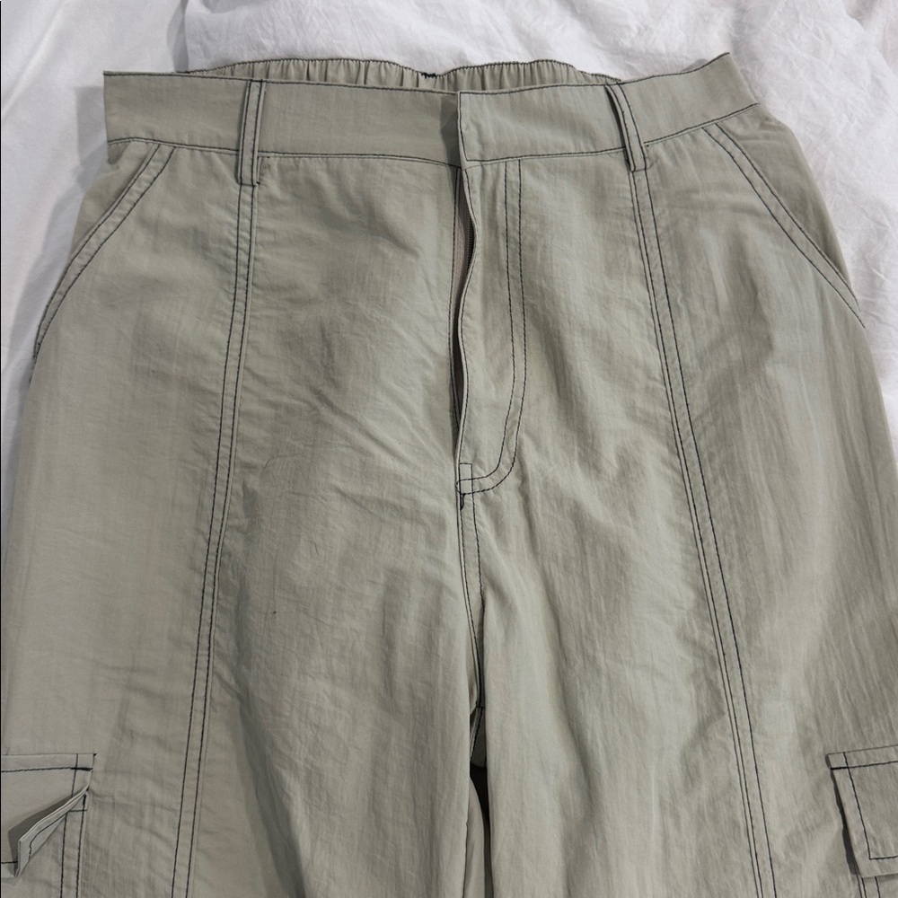 Cargo pants.
worn once
size s - Picture 4 of 4